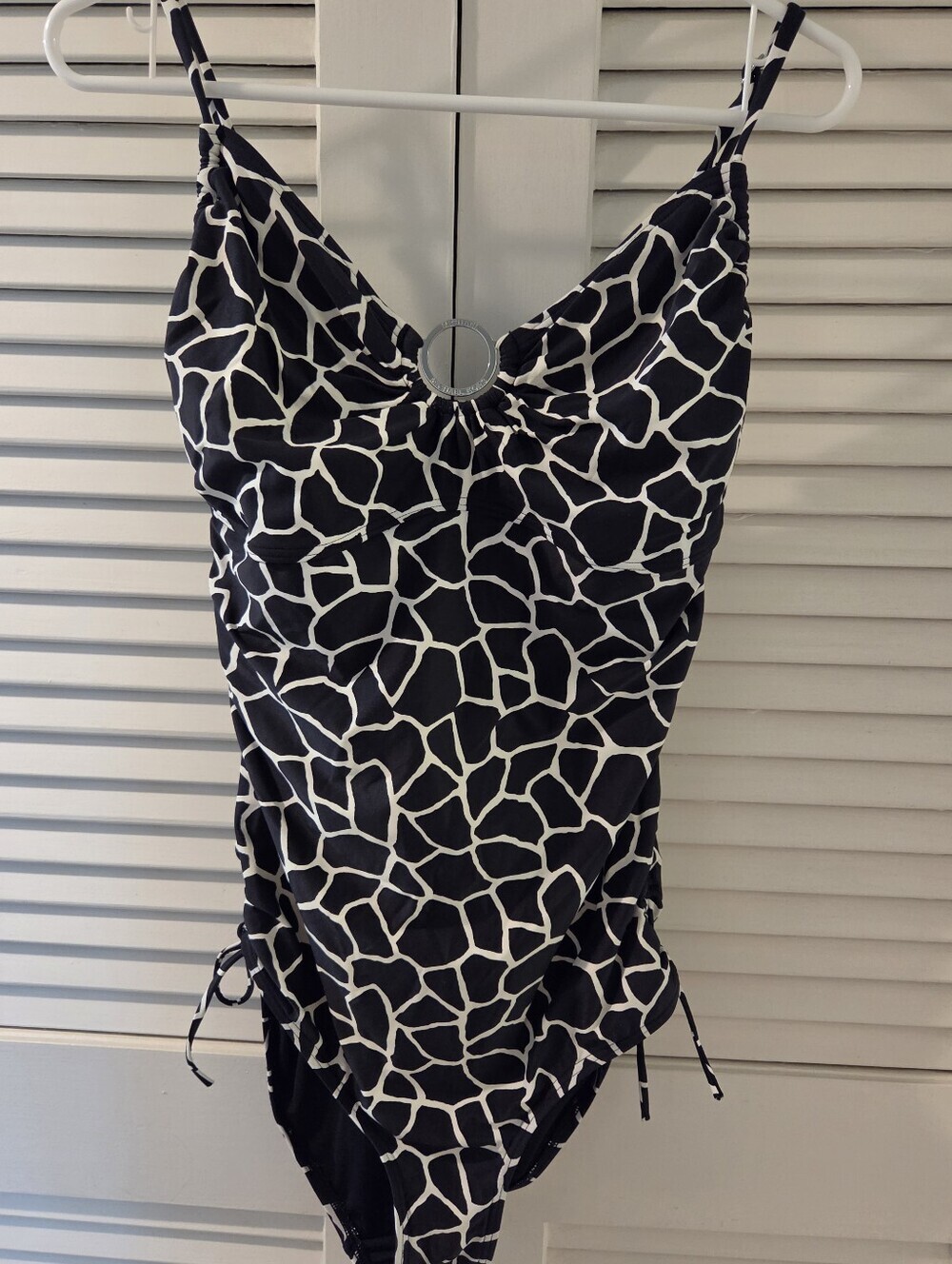Michael Kors Black & White Giraffe-Print One-Piece Swimsuit Ties On Sides. Sz 12